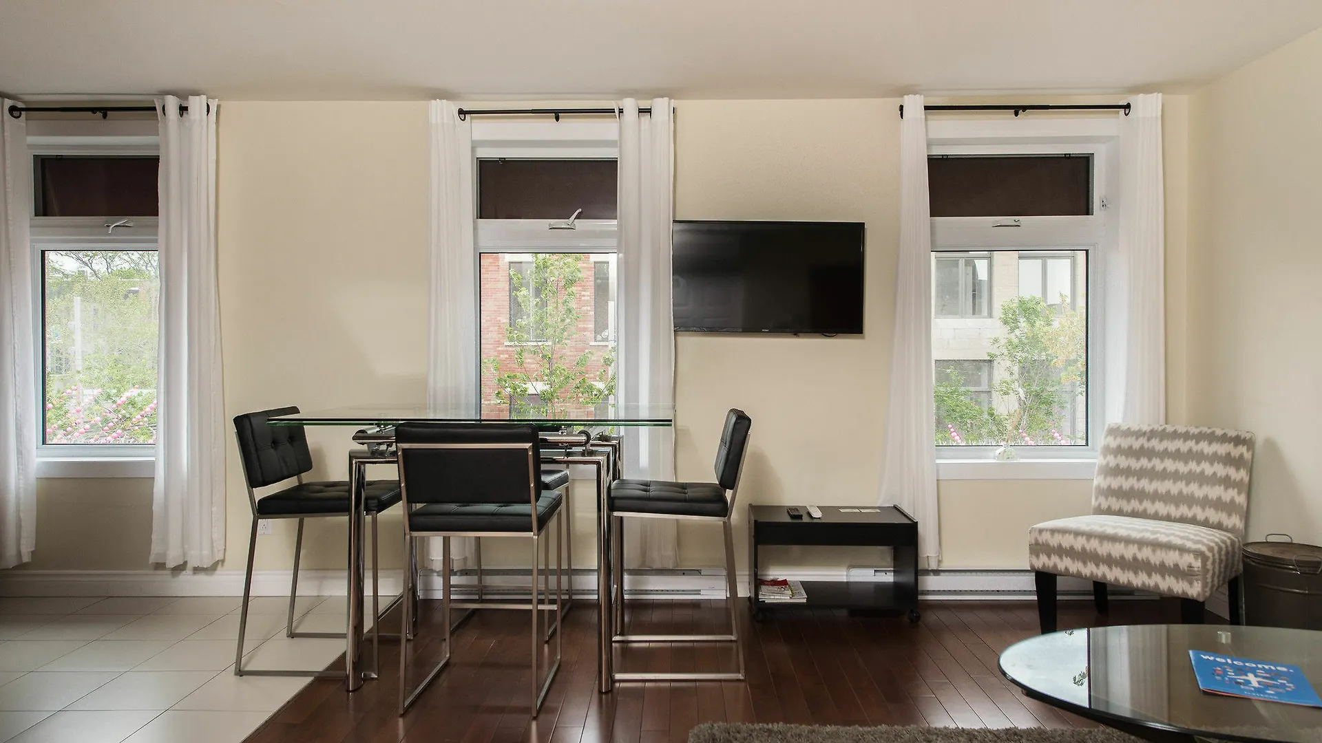Sunny 1Br In The Village By Sonder Montréal 0*,  Kanada